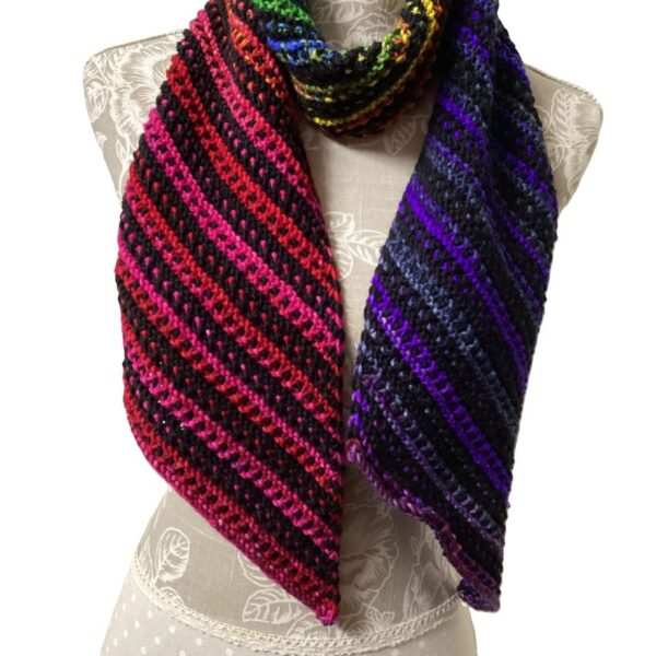 Color Your Pixels Scarf Kit