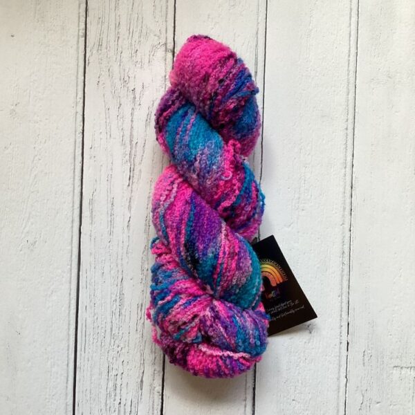 Knotted by Nish Boucle DK